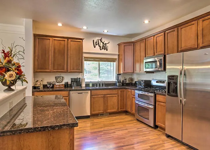 Hébergement de vacances Hideaway: Private Hot Tub, 4 Mi To Dtwn! Flagstaff