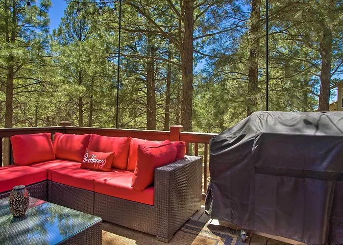 Hideaway: Private Hot Tub, 4 Mi To Dtwn! Hébergement de vacances Flagstaff